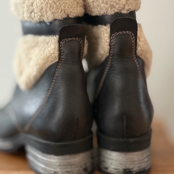 EUC Dromedaris Women's Kara Shearling Boot size 40 EU / 8.5US - Picture 6 of 8